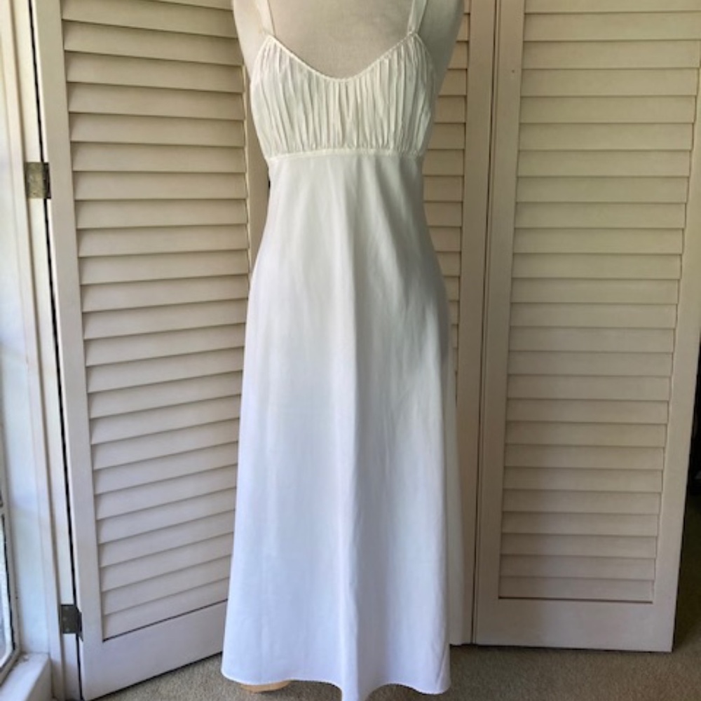 Vanity Fair Floor Length Nightgown~~Slip - Picture 2 of 12